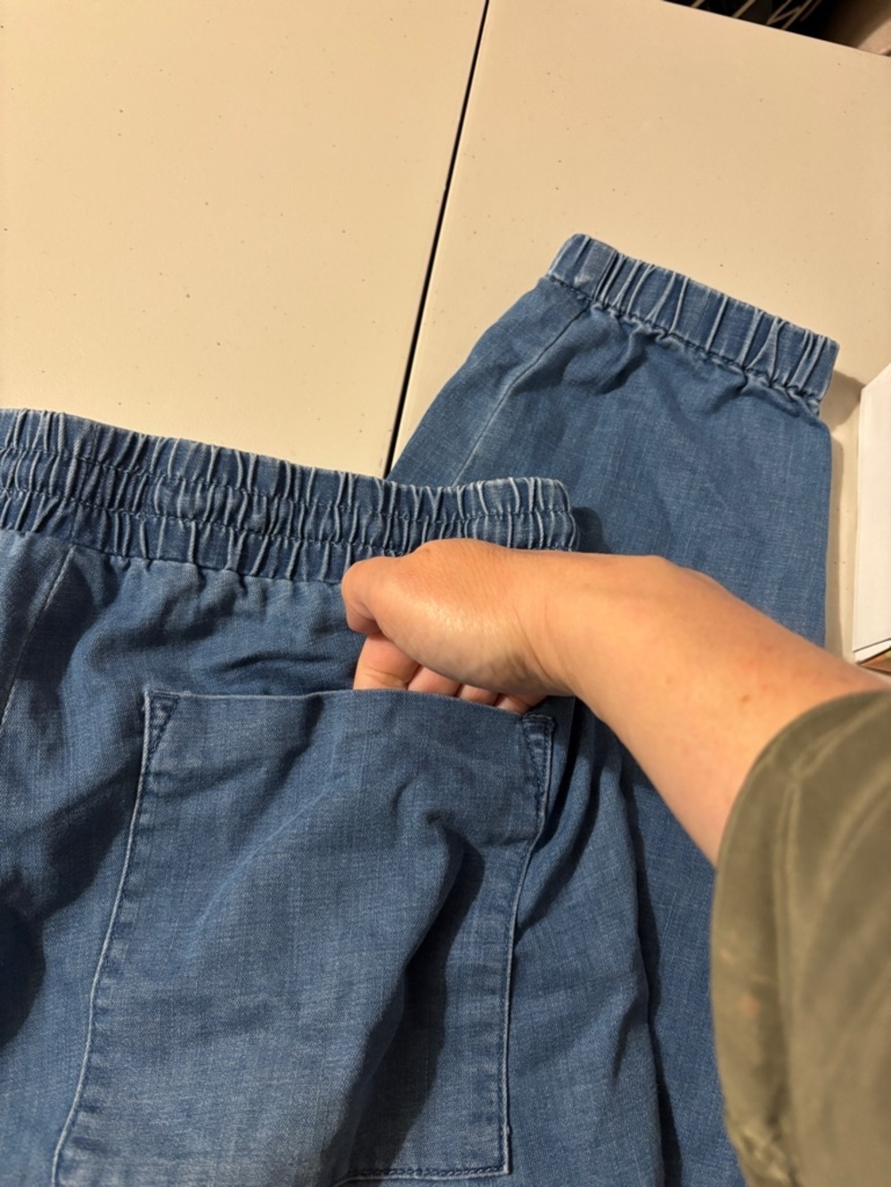 Oat New York Indigo Chambray Denim Joggers Size Medium Model Off Duty Soft Drape - Picture 4 of 12